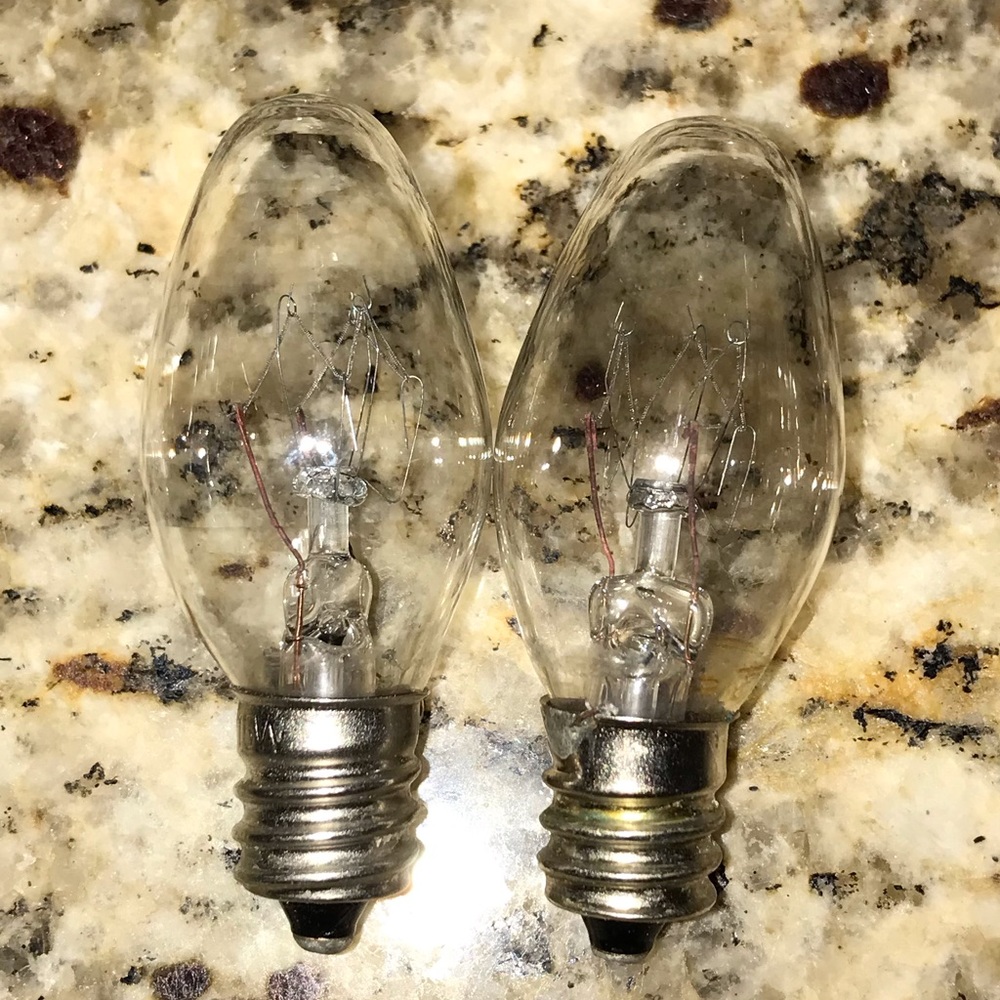 Scentsy plug in light bulbs